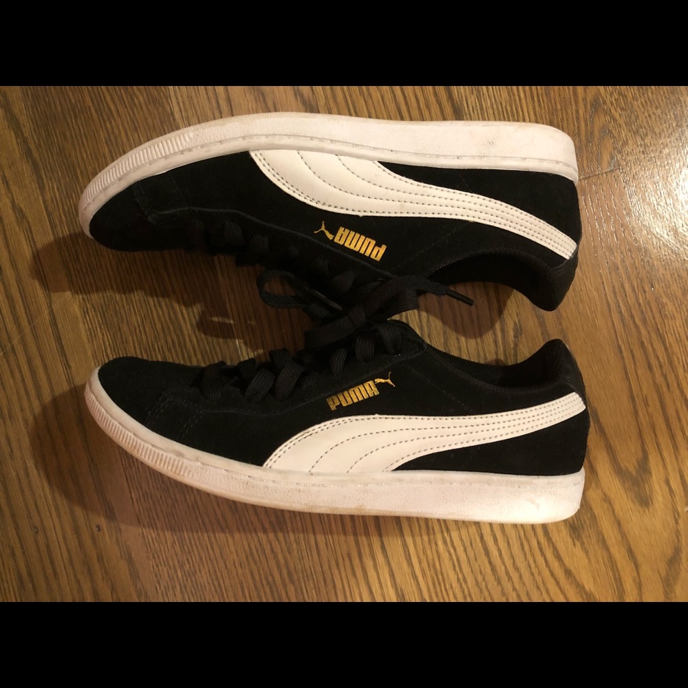 puma soft foam sneakers